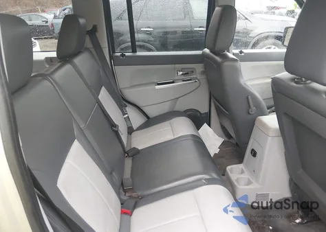 2008 Jeep Liberty Limited Edition from USA, damaged, VIN 1J8GN58K88W170398